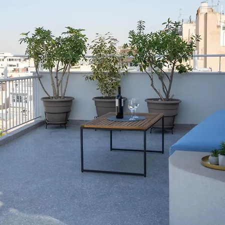 Apartment Glance
